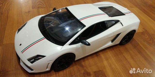 Машина на радиоуправлении 1:10