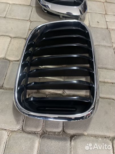 Решётки радиатора на BMW X4 2021 год