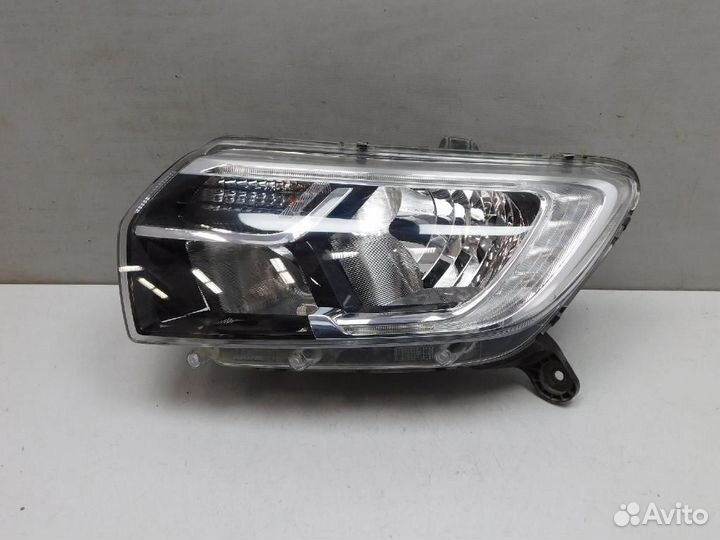 Фара левая Renault Logan/Logan Stepway