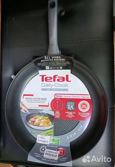 Сковорода Tefal 30 см новая