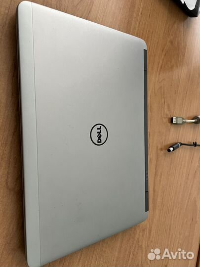Dell latitude e7240