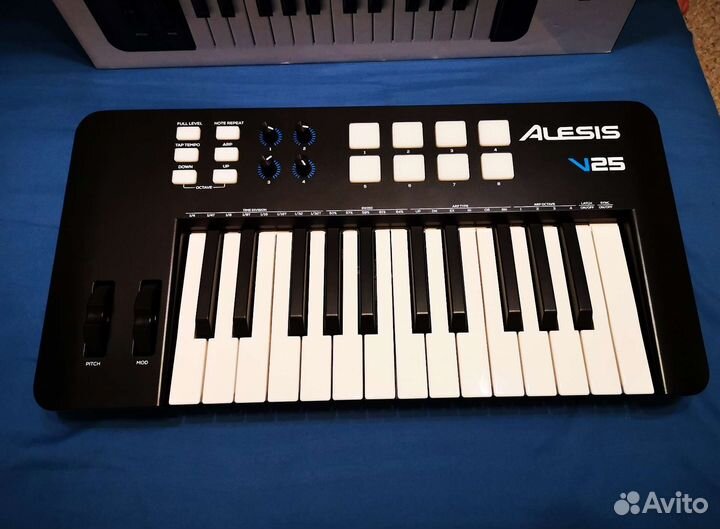 Миди клавиатура alesis V25 mkii новая