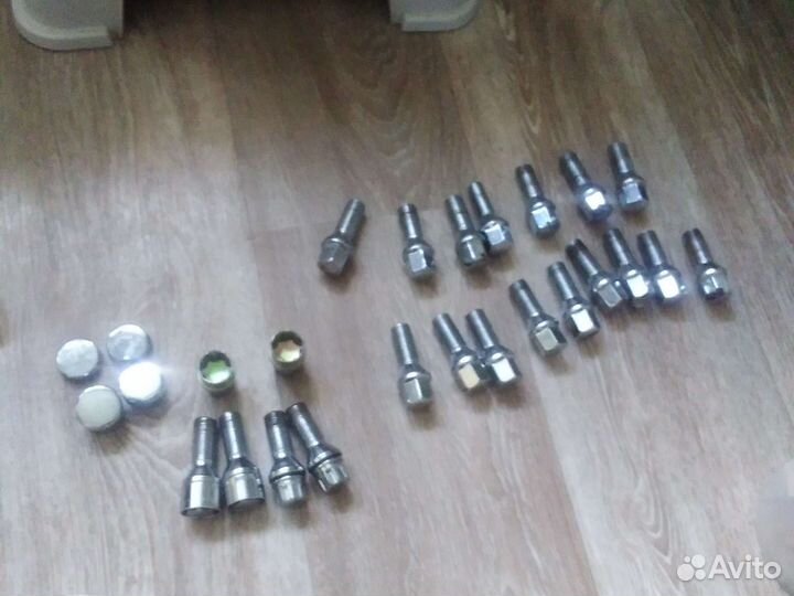 Колесные болты Фольксваген Поло