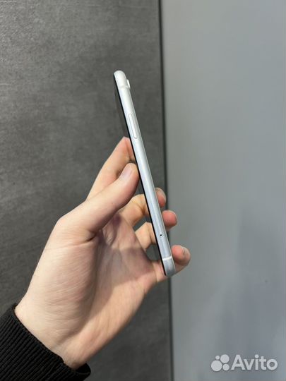 iPhone xr white 64gb Бу sim esim imei7906