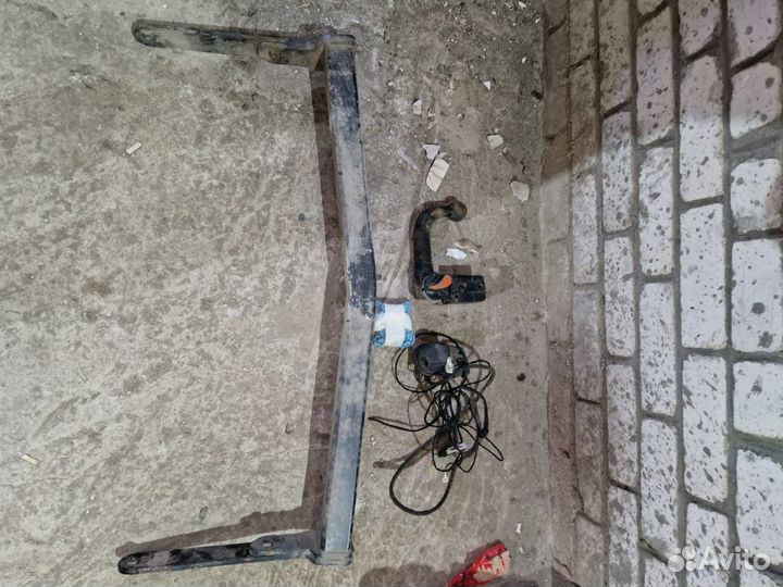 Фаркоп на volkswagen tiguan 2 (Aragon) съемный