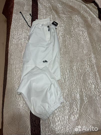 Горнолыжные штаны женские Far east locals