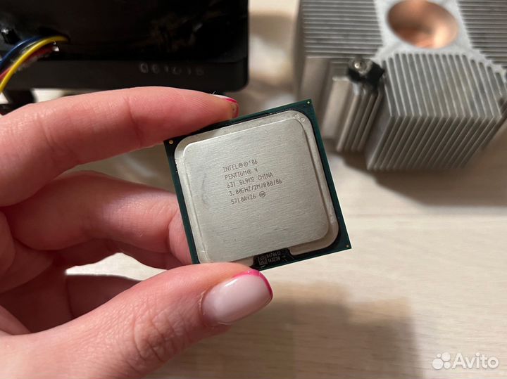Процессор Intel pentium 4 3.00ghz с кулером