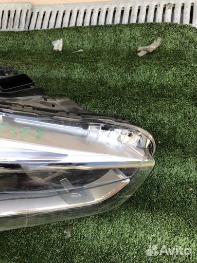Фара передняя правая Bmw X1 F48 2015-2020 LED