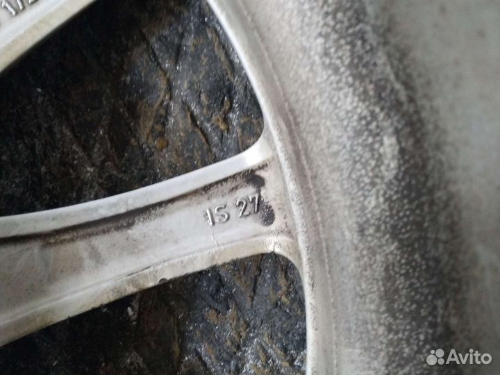 Диск на бмв 17