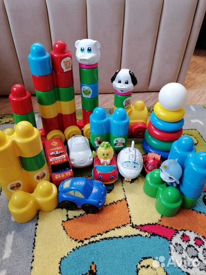Развивающие игрушки для малышей