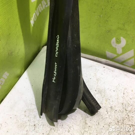 Молдинг крыши правый Рено Логан