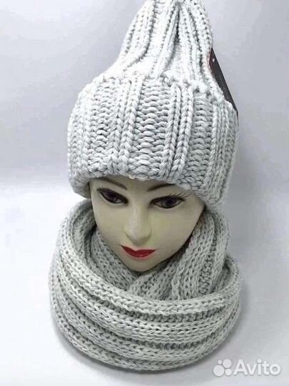 Комплект шапка и шарф женские