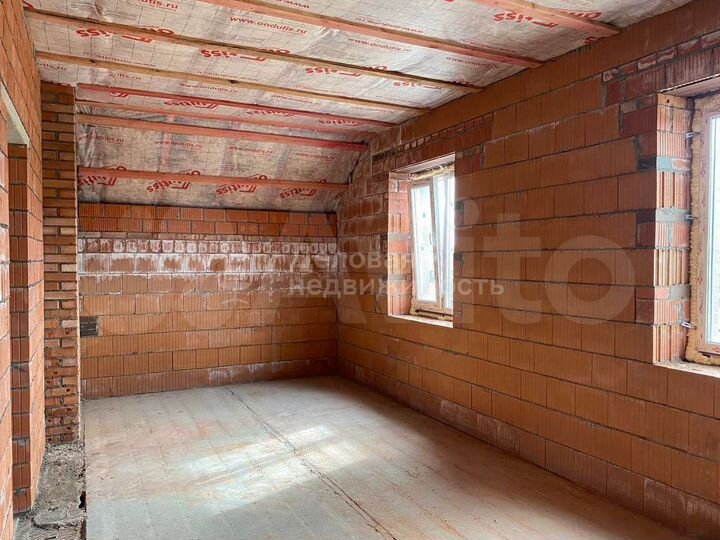 Коттедж 183 м² на участке 23 сот.