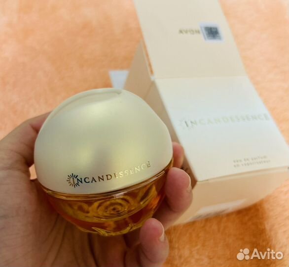 Парфюмерная вода Incandessence для нее, Avon 50 мл