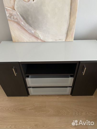 Тумба под телефизор