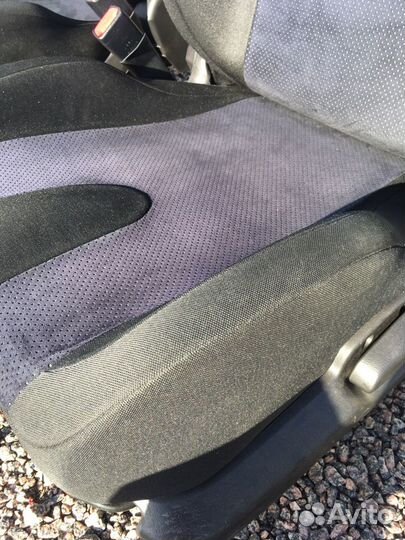 Кресла автомобильные Subaru