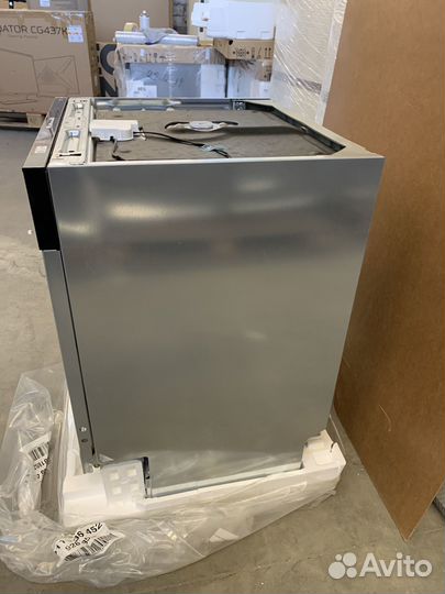 Встраиваемая посудомоечная машина AEG FSR52917Z