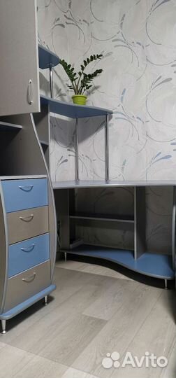 Компьютерный стол