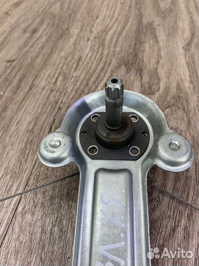 Стеклоподъемник задний левый Opel Astra H хетчбэк