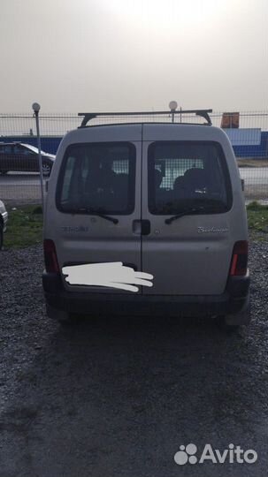 В разборе Ситроен Берлинго Citroen Berlingo