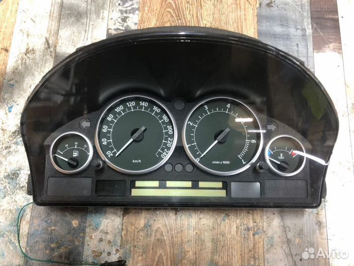 Приборная панель land Rover Range Rover 2004