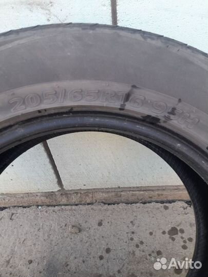 Kumho 722 205/65 R16 91H