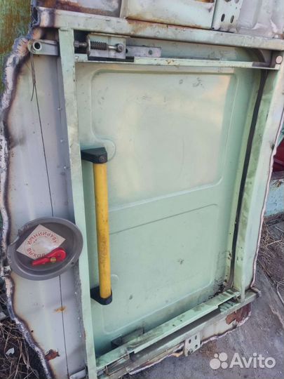 Люки от пазика