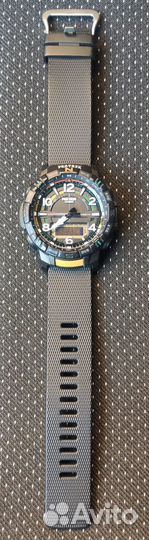 Часы Casio Pro Trek PRT-B50