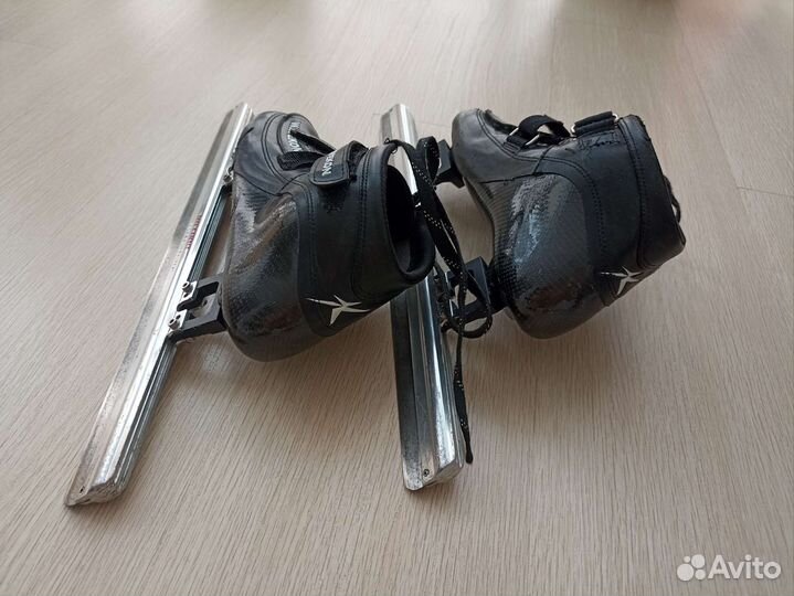 Конькобежные коньки Wavekon