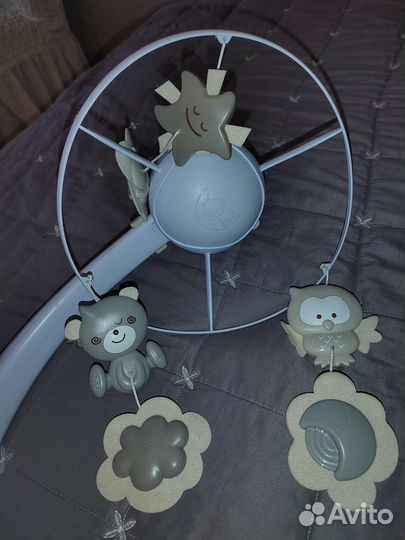 Мобиль в кроватку музыкальный с проектором