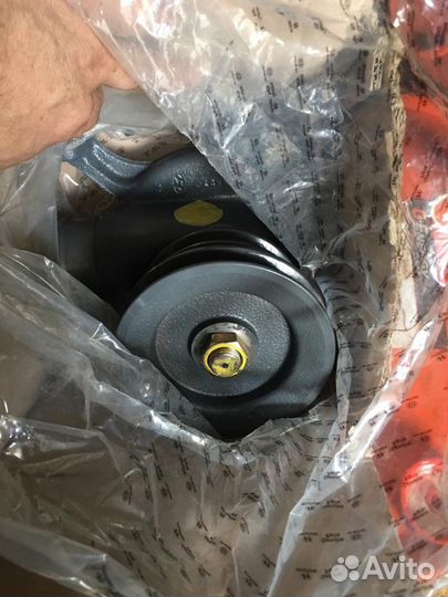 Помпа Hyundai HD-170 Оригинал