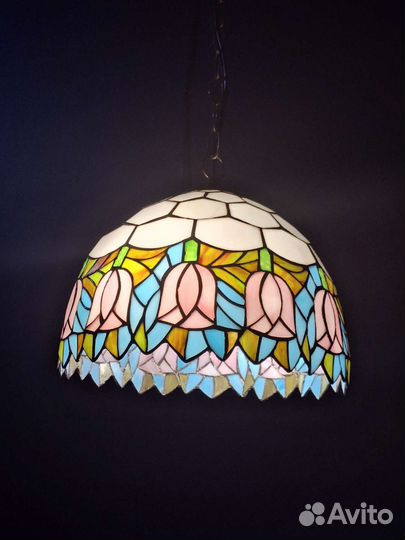 Люстра подвесная или настольная лампа