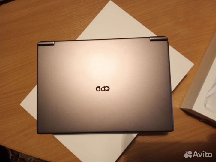 GPD WIN MAX 2 6800U 32G+1TB+4G