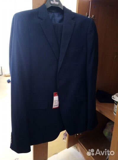 Костюм тёмно-синий р 48-188 (скорее 182р), новый