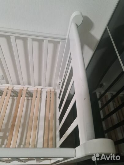Детская кроватка с продольным маятником Можга