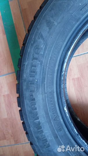 Nokian Tyres Hakkapeliitta 7 215/60 R16