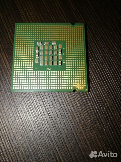 Процессор Intel Pentium 4 516 SL8J9 2.93 GHz