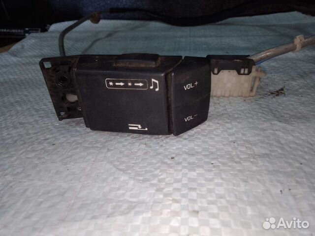 Подрулевой переключатель музыки Renault Laguna 1