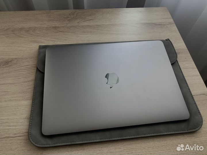 Apple MacBook Air 2023 m1