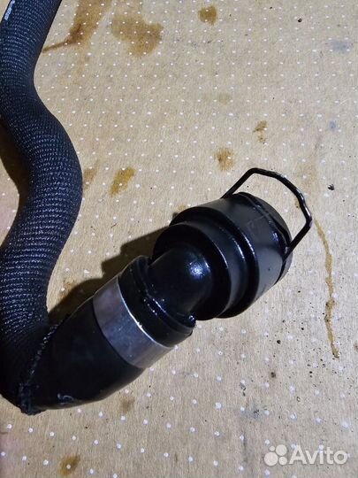 Патрубок Mercedes V167 AMG