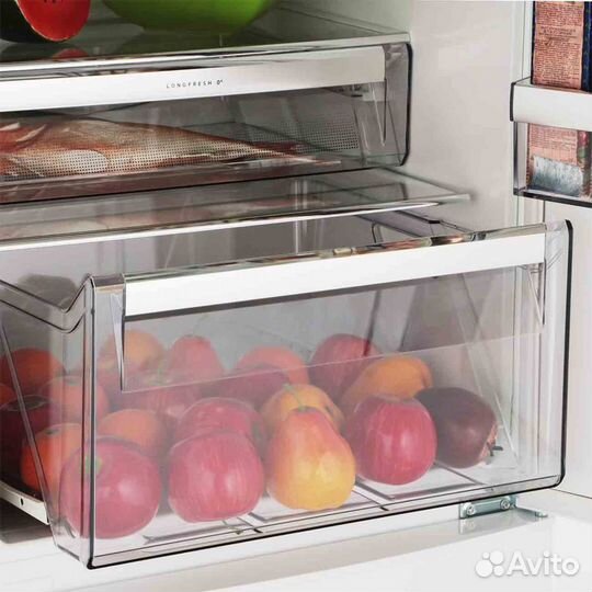 Новые Холодильник AEG RCB63726OW