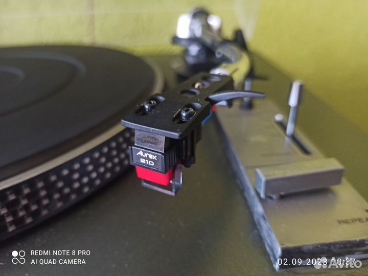 Виниловый проигрователель