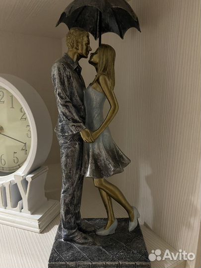 Статуэтка влюбленные