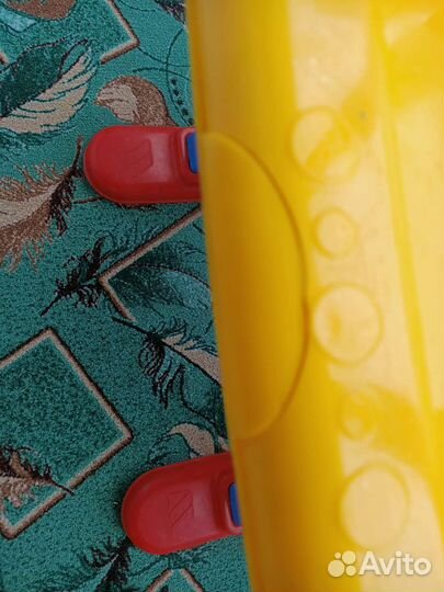 Детский столик