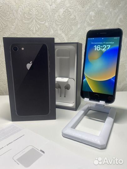 iPhone 8 64gb (отличный)