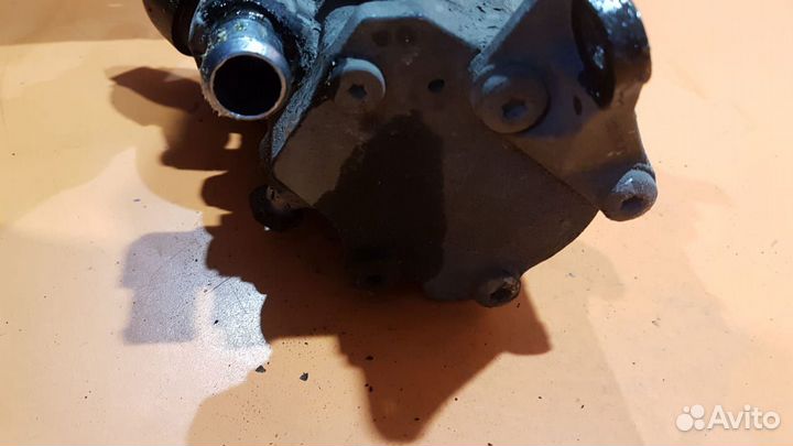 Насос гидроусилителя руля на BMW 7 E65 E66