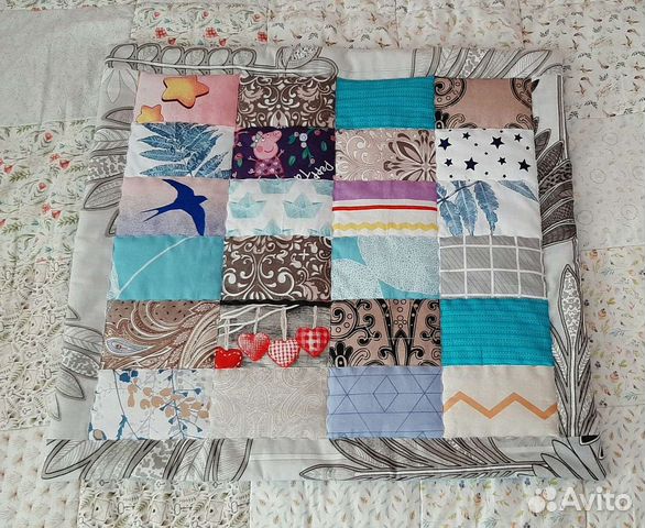 Лежак, подстилка, лоскутное одеяло