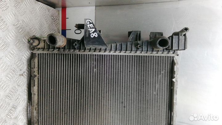 Радиатор системы охлаждения на Volkswagen T5