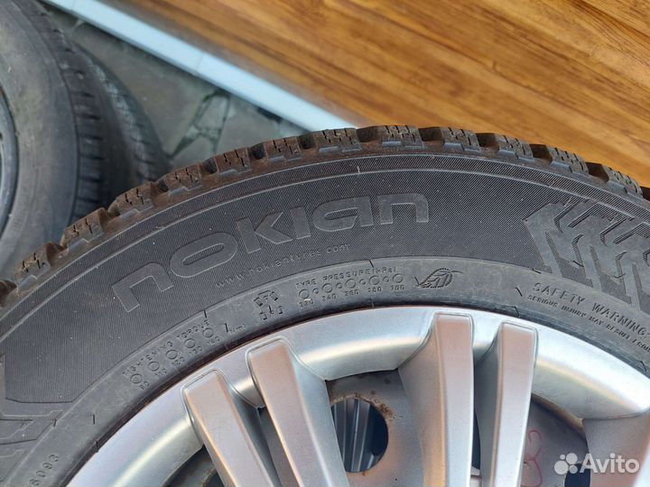 Nokian Tyres Hakkapeliitta 8 65/75 R36 31P