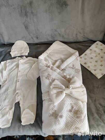 Конверты на выписку новые разные